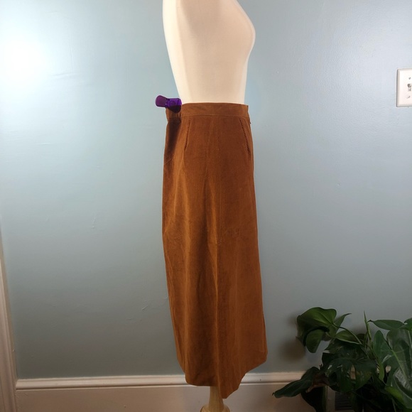 70s Garland Corduroy Skirt - Picture 6 of 12
